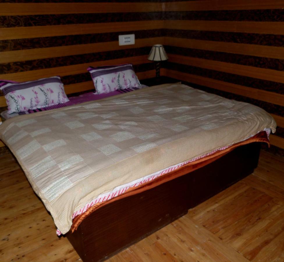 Готель Kolong Retreat Kolang Екстер'єр фото