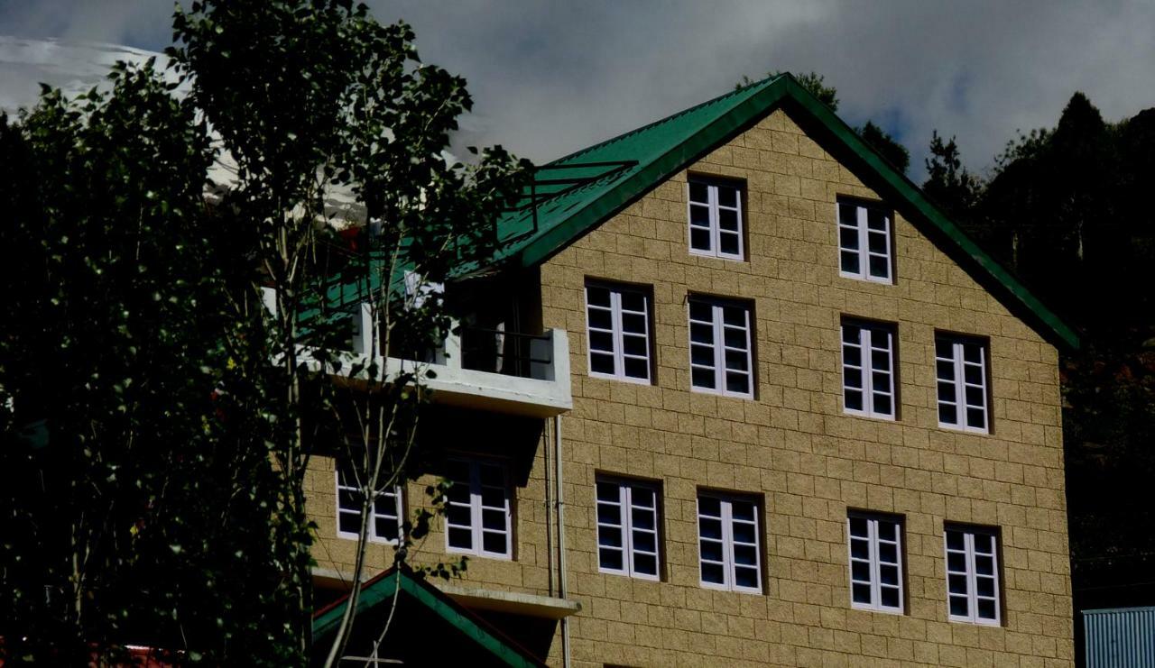 Готель Kolong Retreat Kolang Екстер'єр фото